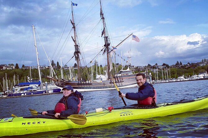 2 Hour Sound Tour - A gentle start for first-time kayakers