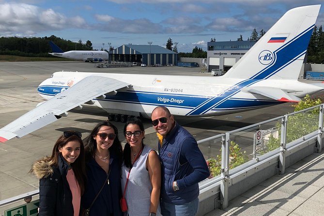 Boeing Factory Tour (Private Tour) - A short stop at the Boeing Store