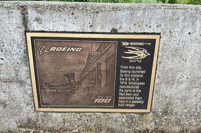 Boeing Factory Tour & Seattle City Tours Combo - The Spheres, floating homes, and a fast city sampler