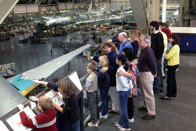 Boeing Factory Tour with Guided Transport from Seattle - The strict no-phone rule
