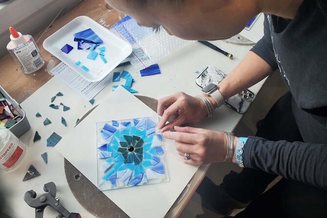 Break It and Make It: A Glass Fusing Session in Everett - Your first 15 minutes: introduction and tools