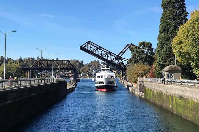 City Sightseeing Seattle HOHO Bus and Locks or Harbour Cruise - Why this bus is useful in a hilly, spread-out city