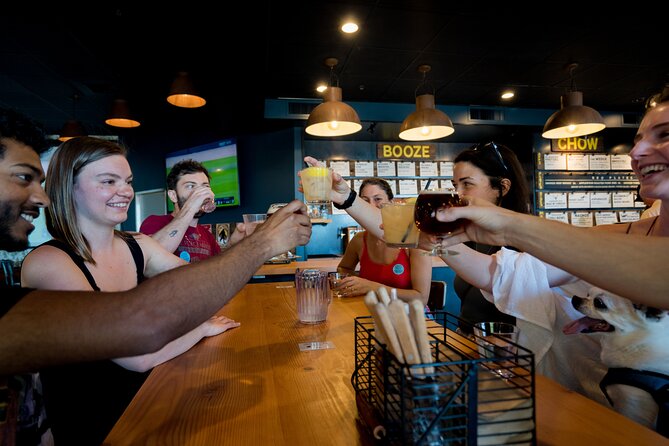 Downtown Food Tour with Drinks - The Seattle Art Museum area and Hammering Man