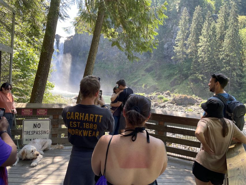 From Seattle: Snoqualmie Falls and Wineries Tour w/ Transfer - Who should book this tour