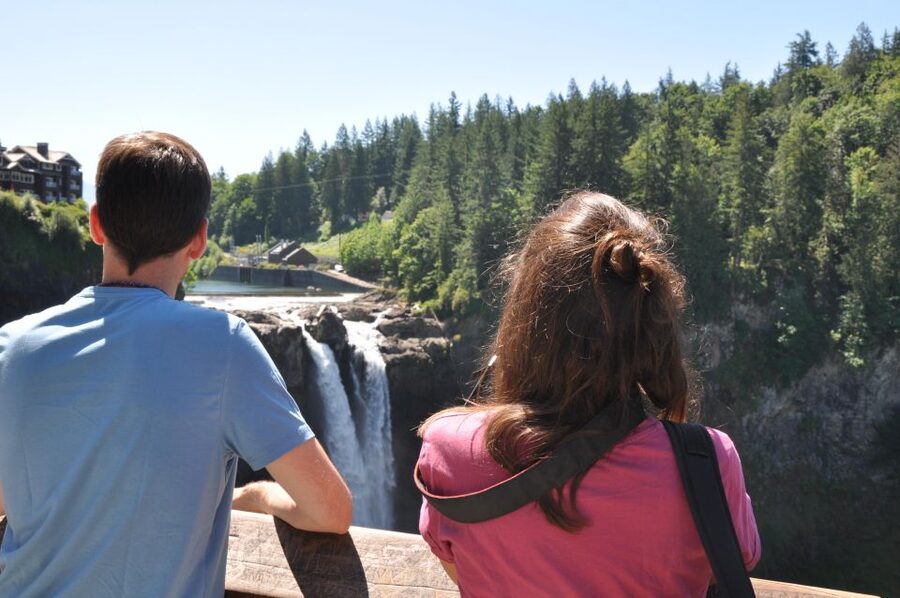 From Seattle: Snoqualmie Falls and Wineries Tour w/ Transfer - Crossing Lake Washington by floating bridge