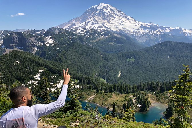 Hike the Gorgeous Trails in Washington - A real Washington hike, not a roadside photo stop