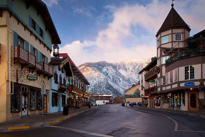 Leavenworth and North Cascades Sightseeing Tour - Snoqualmie Pass makes a useful second reset