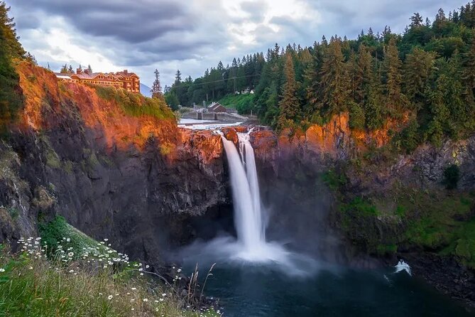 Leavenworth and North Cascades Sightseeing Tour - Stevens Pass brings snow and mountain views