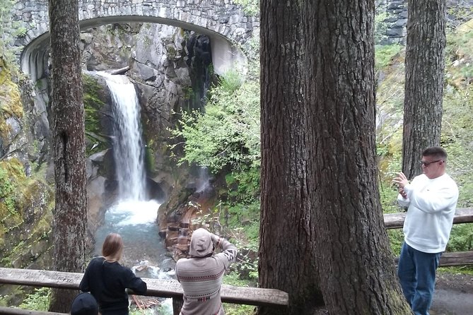 Mt Rainier Private Tour Experience in SUV - The drive to Mount Rainier in a comfortable SUV