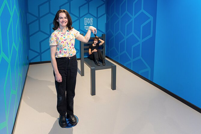Museum of Illusions Seattle Admission Ticket - Who will enjoy this most