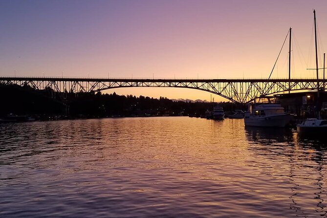 One-Hour Private Seattle Sightseeing Cruise - BYOB! - What the $289 price really means