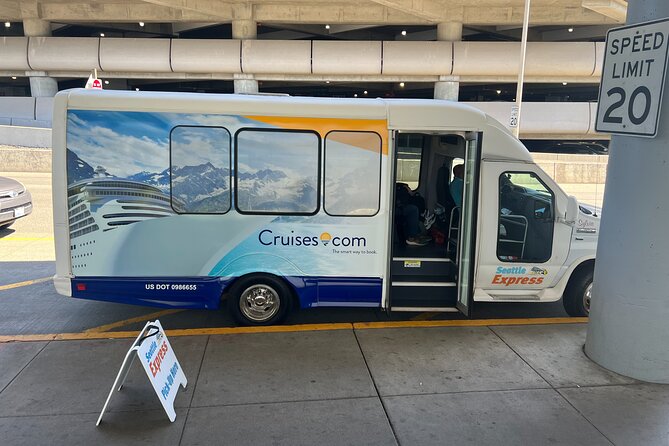 One-Way Transfer: SeaTac Airport to Seattle Piers 66 & 91 - The 35-minute ride to Pier 66 or Pier 91
