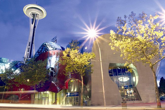 Pike Place Market, Space Needle Iconic 1-Day City Tour in Seattle - Pike Place Market is the heart of the day