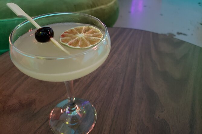 Private Seattle Cocktail Tour - The Fremont Troll and the best photo stop