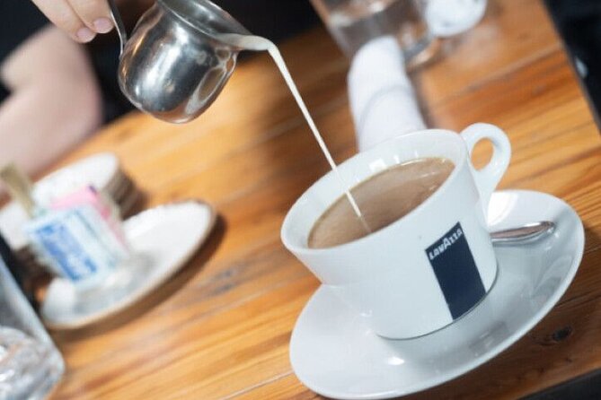 Roasted in Seattle: Bean to Cup Coffee Tour - The first Starbucks brings a useful correction