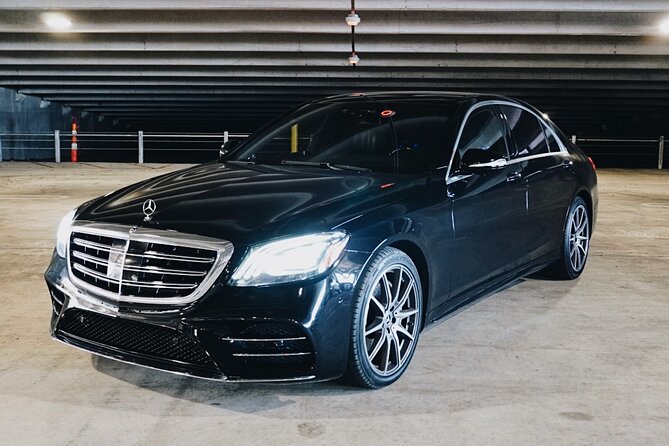 Seattle Arrival Chauffeur Driven Airport Transport - From SEA arrivals to your Seattle hotel