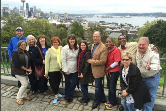 Seattle City Tour - Fremont Troll and the city’s quirkier side