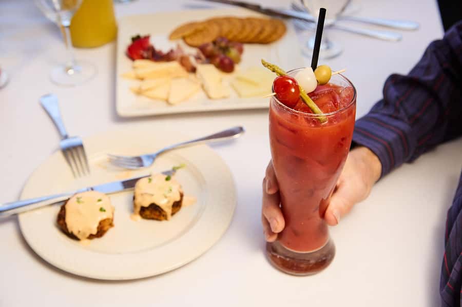 Seattle: Dinner Cruise Experience - Should You Book the Seattle Dinner Cruise?