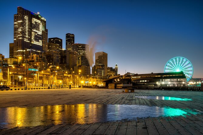 Seattle Enchanting Night Tour with Space Needle and Skywheel - Kerry Park and the famous skyline angle