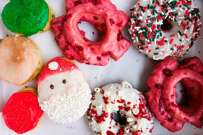 Seattle Holiday Donut Adventure & Walking Food Tour - Key details at a glance