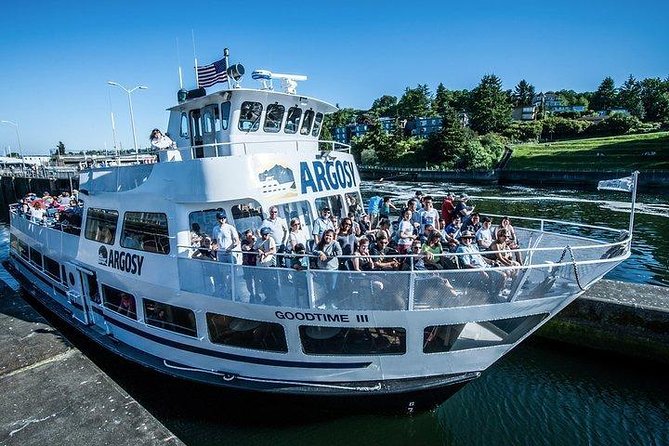 Seattle Locks Cruise - Lake Union houseboats and the Sleepless in Seattle home