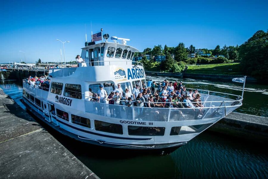 Seattle: Locks Cruise with Local Guide - Why the Ballard Locks make this more than a harbor cruise