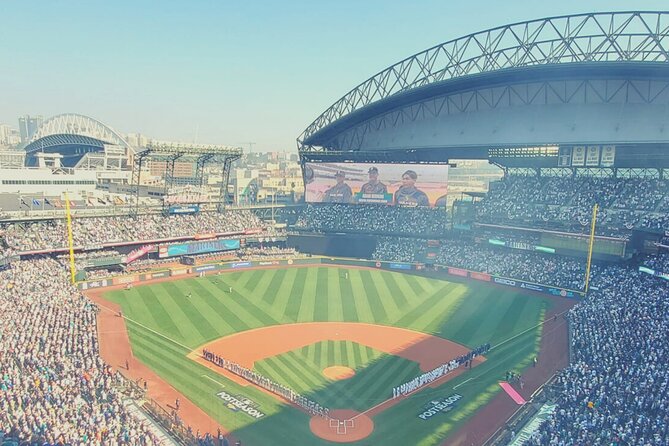 Seattle Mariners Baseball Game Ticket at T Mobile Park - Why T-Mobile Park makes a good Seattle night out
