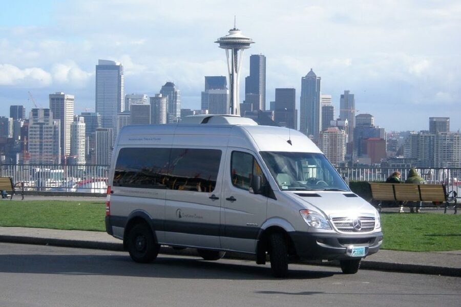 Seattle: Mount Rainier Park All-Inclusive Small Group Tour - What the guide adds to Mount Rainier