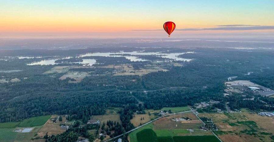 Seattle: Mt. Rainier Sunrise Hot Air Balloon Ride - Why this sunrise flight is special