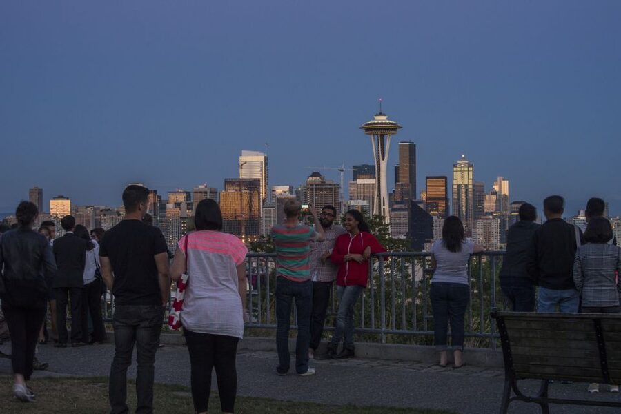 Seattle: Night Tour with Local Guide - Is $43 a fair price?