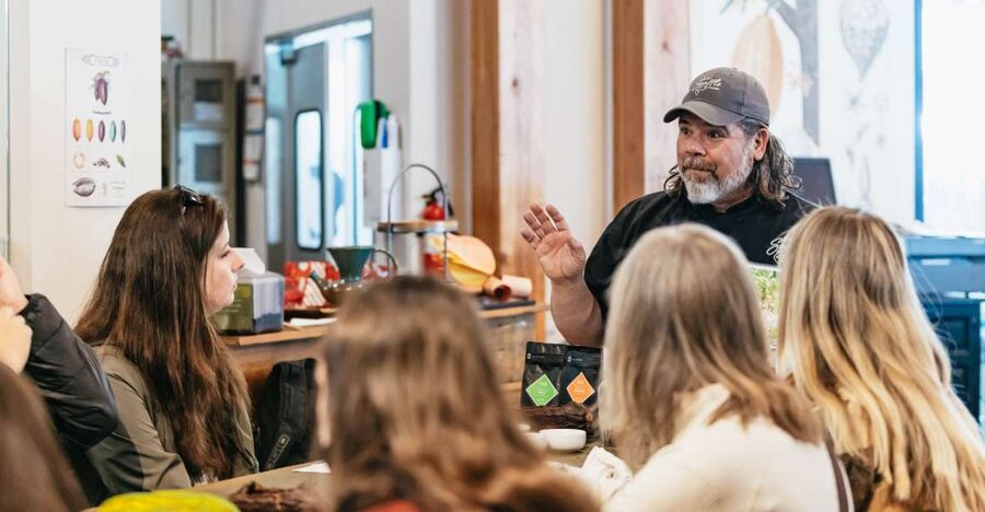 Seattle: Pike Place Market Chef-Guided Food Tour - What you learn beyond the food