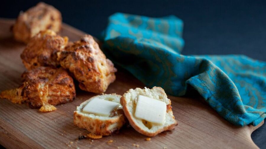 Seattle: Pike Place Market Guided Tasting Tour - The tasting route, from biscuits to chowder
