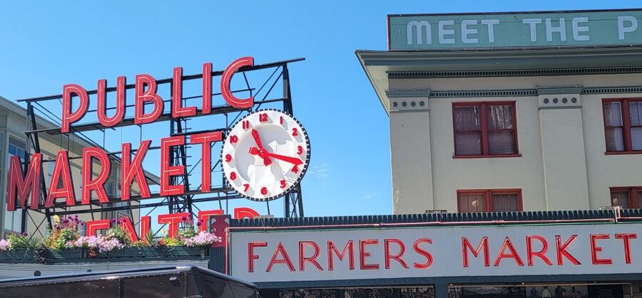 Seattle: Pike Place Market Seafood Tasting Tour - Timing, weather, and practical planning