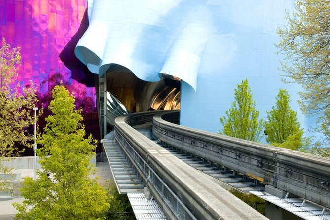 Seattle Time Travel Exploration Game and Tour - Space Needle and Museum of Pop Culture