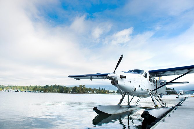 Seattle to Vancouver Scenic Seaplane Transfer: One Way - Seattle Seen From the Water and Air
