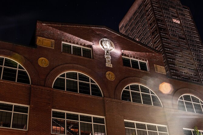 Sinister Sins, Scandal, and Shadows: Seattle Ghost Tour - Pike Place and Post Alley after dark