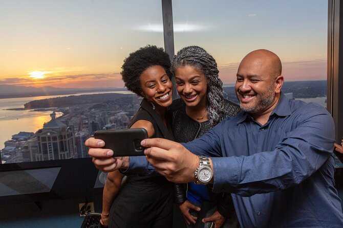 Sky View Observatory at the Columbia Center Admission Tickets - A calmer alternative to the Space Needle