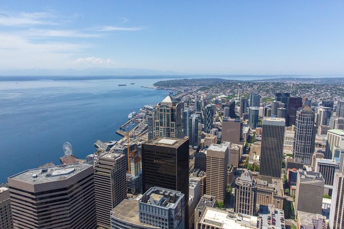 Sky View Observatory at the Columbia Center Admission Tickets - Choosing between Classic and Elite