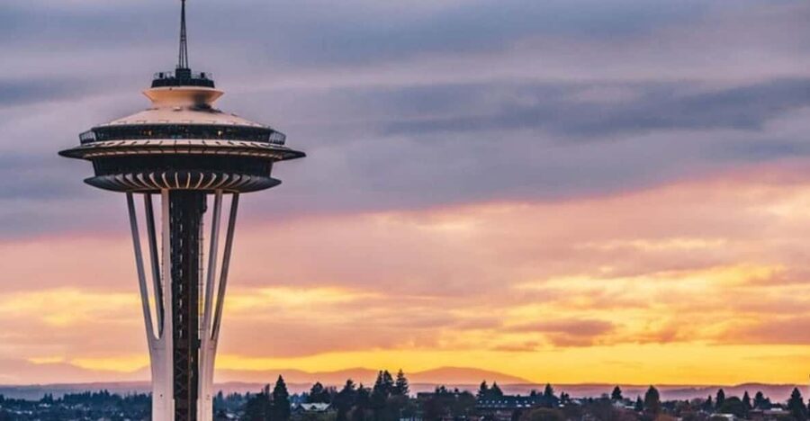 Small Group Seattle Day Tour with Major Attractions,Tea&Deli - Pike Place Market gets the time it deserves