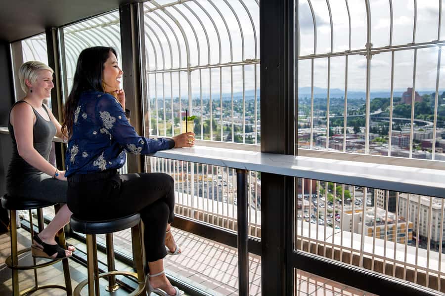 Smith Tower: Observatory Access Ticket - How long to allow and when to go