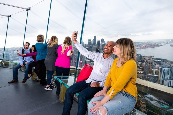 Space Needle and Chihuly Garden and Glass Combination Ticket - Riding 520 feet to the Space Needle