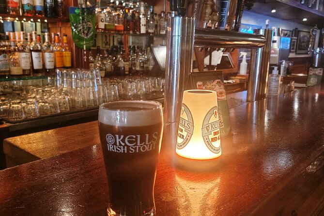 Spirits Unleashed: Ghost Hunting and Booze at Pike Place Market - Group size, timing, and meeting point