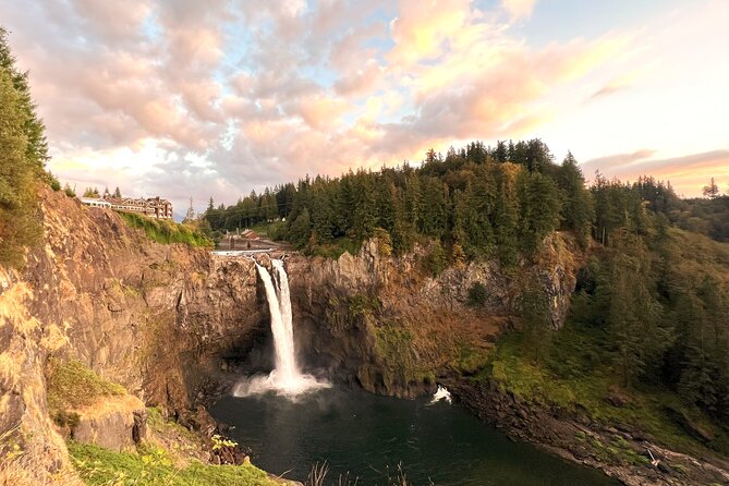 The Best of Seattle and Majestic Snoqualmie Waterfalls - Snoqualmie Falls from three different viewpoints