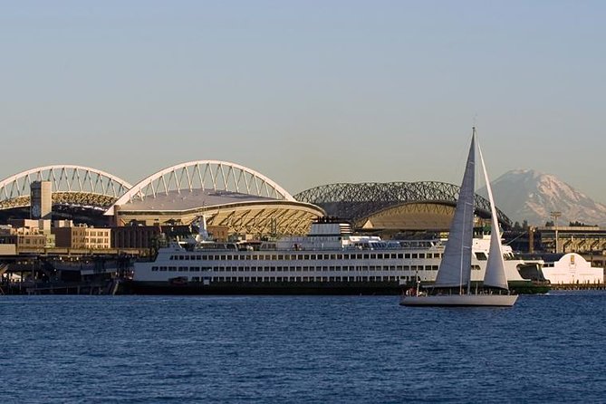 The Best of Seattle City Highlights Tour - Queen Anne Hill and Kerry Park views