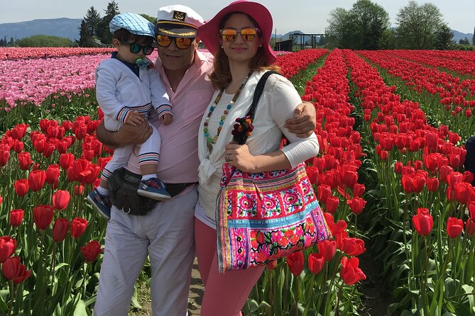 Tulip Festival in Skagit Valley Tour from Seattle - Roozengaarde, the included garden stop